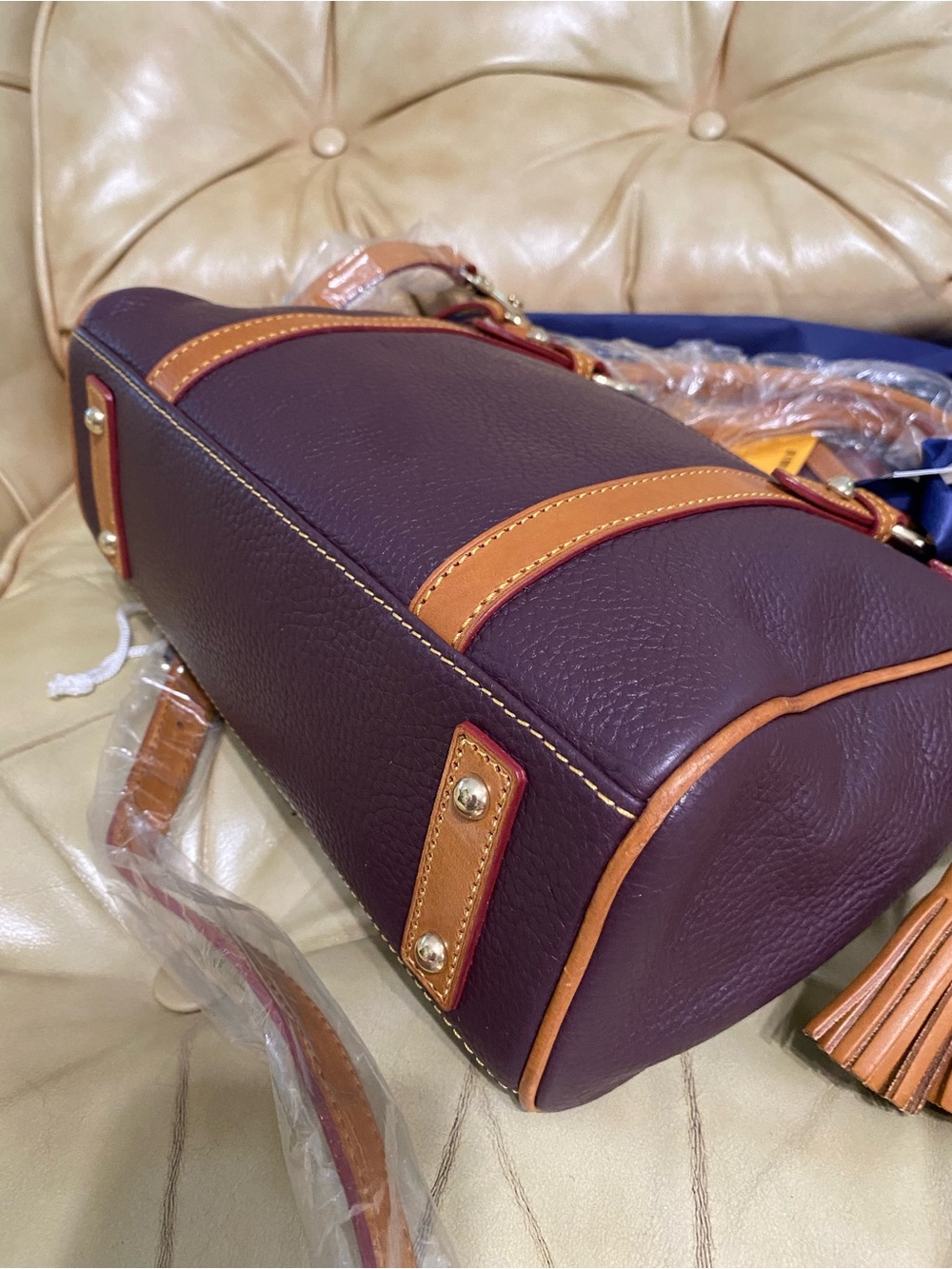 Dooney & Bourke GRAPE Pocket Satchel Pebbled Leather w/Wristlet Wallet - Picture 11 of 15